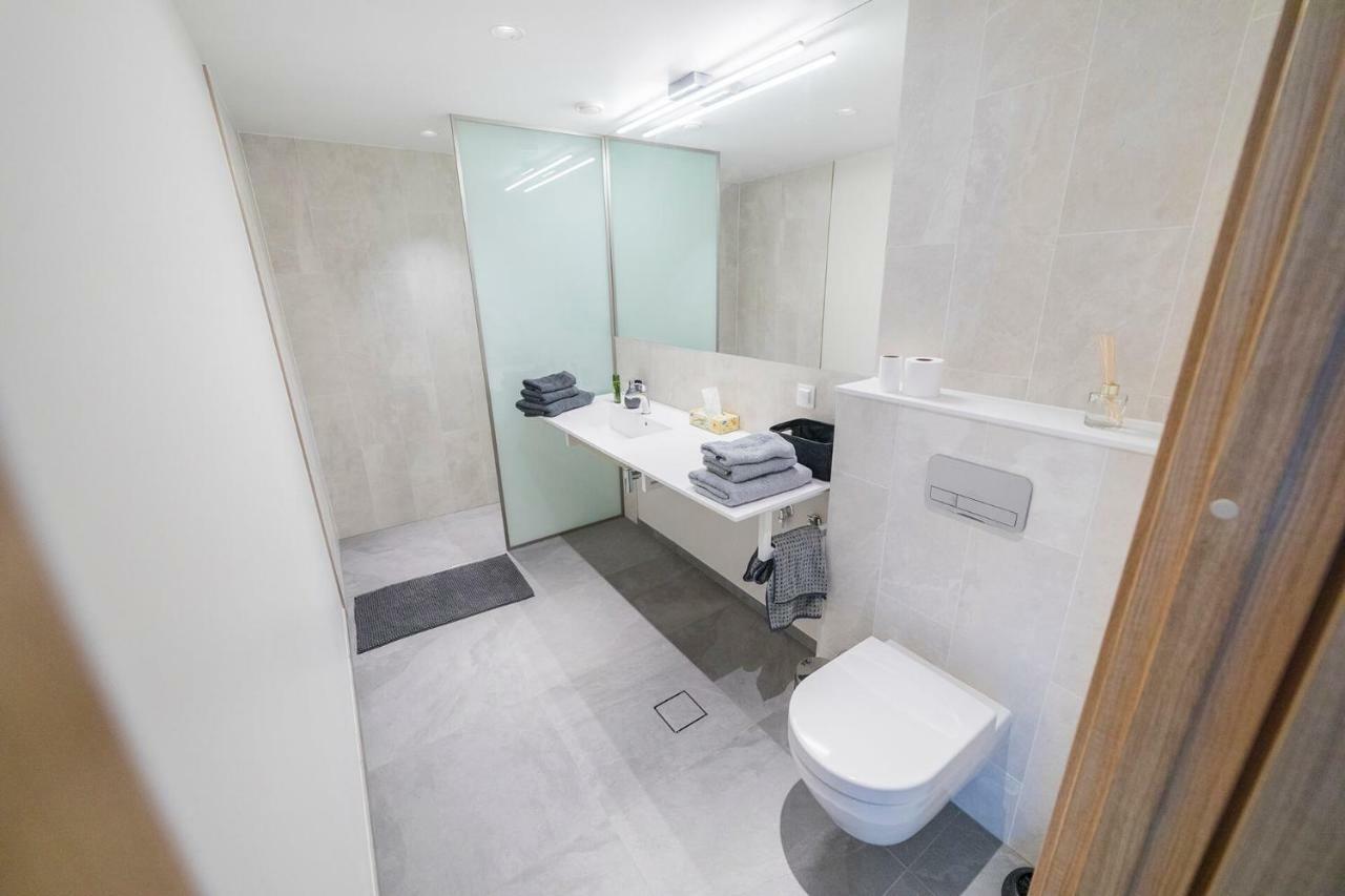 Modern Luxury Apartment In City Centre Tallinn Extérieur photo